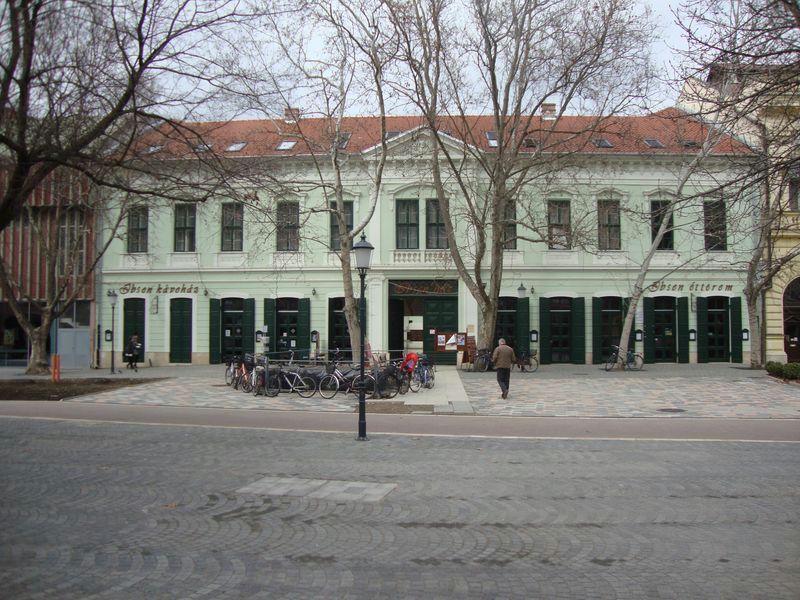Fájl:Bekescsaba ibsen haz 04.jpg