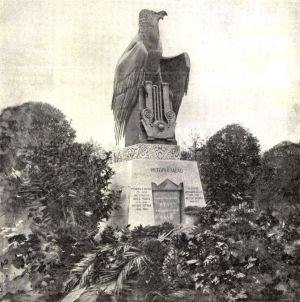 Petofi csalad siremlek 01.jpg