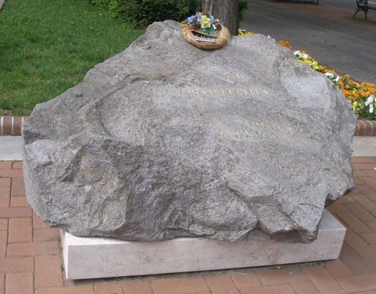 Fájl:Bekescsaba ujratelepites emlekko 01.jpg