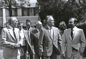 Gyulavári Pál, Pál Lénárd és Ambrus Zoltán a megnyitó napján (1985)