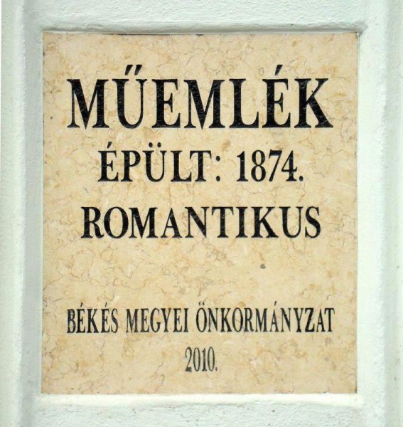 Fájl:Bekescsaba ibsen haz emlektabla.jpg