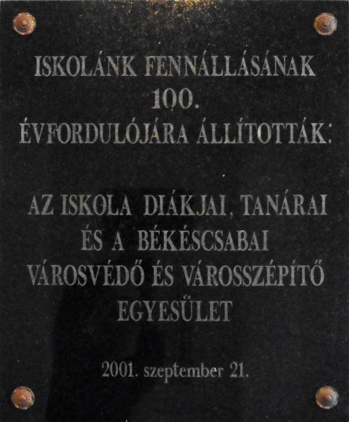 Fájl:Bekescsaba petofi utcai iskola emlektabla.jpg