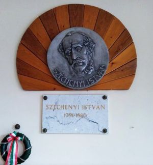 Ujkigyos szechenyi istvan emlektabla.jpg