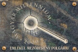 Mezobereny millenniumi emlektabla.jpg