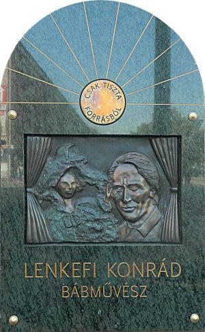 Bekescsaba penza lakotelep lenkefi konrad emlektabla.jpg