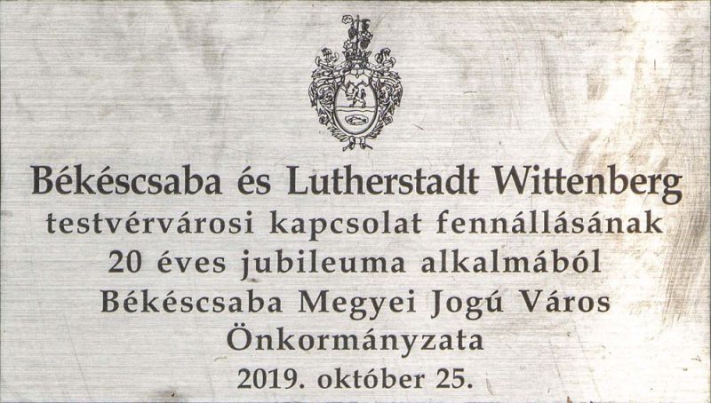 Fájl:Bekescsaba testvervarosok emlekfai 02.jpg
