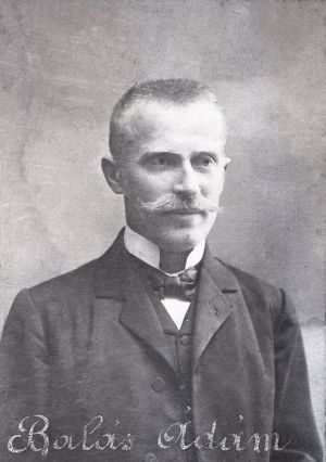 Balas adam 01.jpg