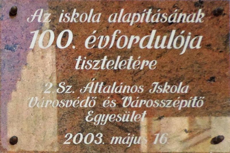 Fájl:Bekescsaba kazinczy iskola emlektabla 01.jpg