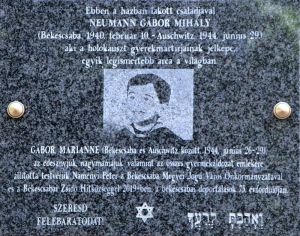 Bekescsaba holokauszt gyermekaldozatok emlektabla.jpg