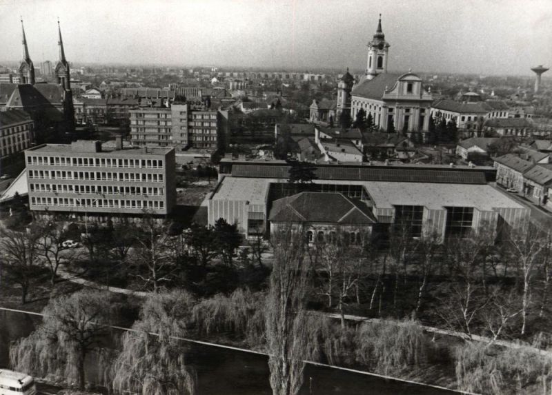 Fájl:Bekes megyei konyvtar 10.jpg