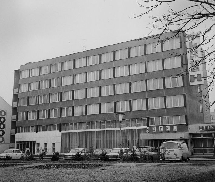 Fájl:Bekescsaba koros hotel 01.jpg