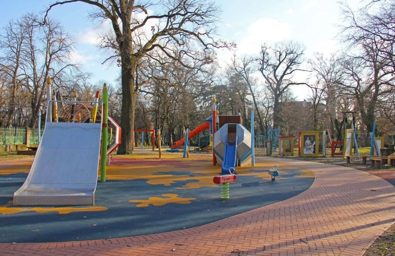Fájl:Bekescsaba szechenyi liget 05.jpg
