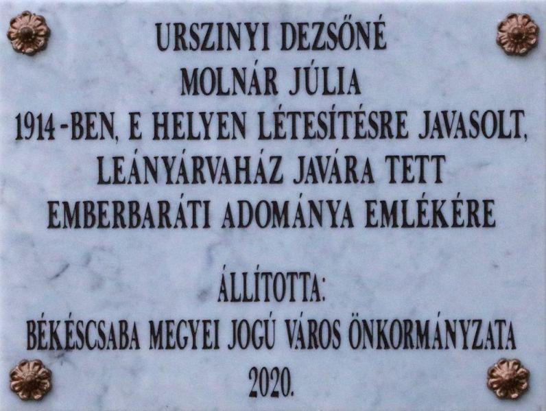 Fájl:Bekescsaba urszinyine molnar julia emlektabla.jpg