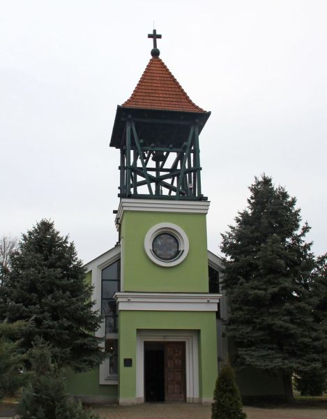 Fájl:Bekescsaba jezus szive templom 02.jpg