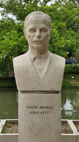 Fájl:Bekescsaba szoborsetany 03.jpg