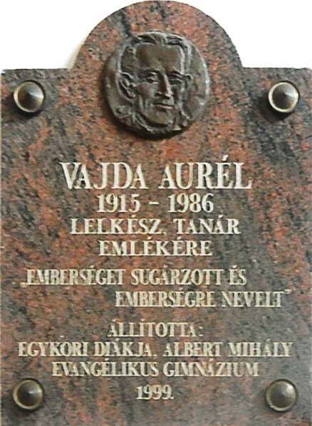 Fájl:Bekescsaba vajda aurel emlektabla.jpg