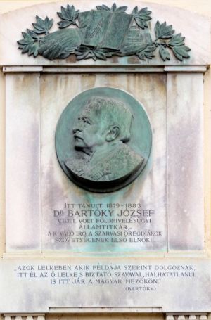 Szarvas bartoky jozsef emlektabla.jpg