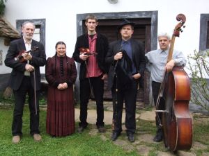 Bekes banda 01.jpg