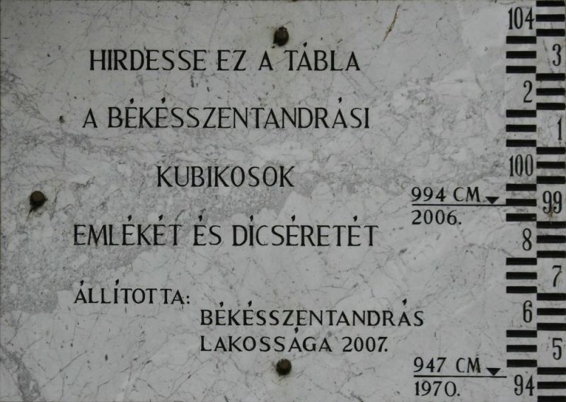 Fájl:Bekesszentandras kubikosok emlektabla.jpg