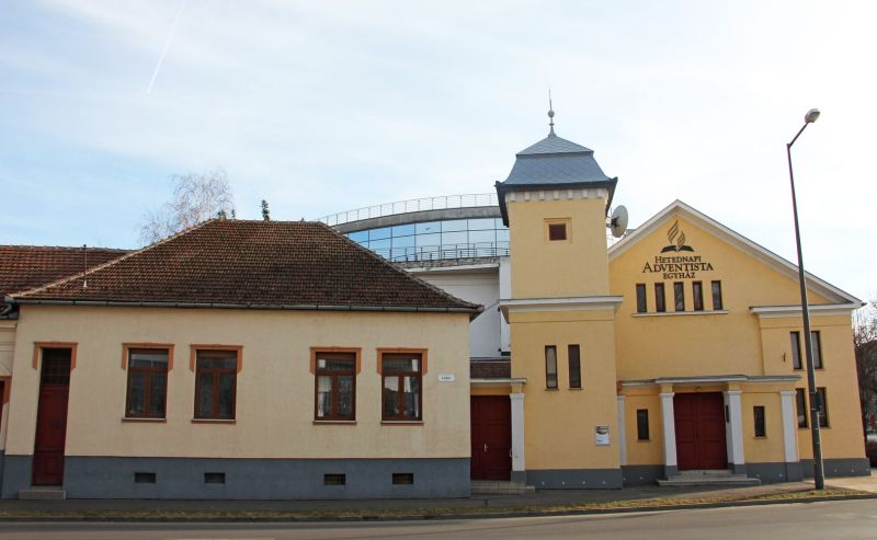 Fájl:Bekescsaba adventista imahaz 02.jpg